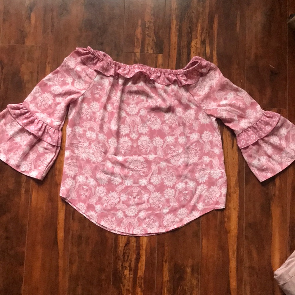 Gap off the shoulder blouse